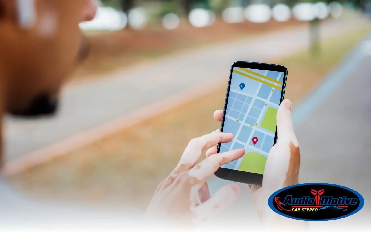 Mobile app displaying real-time GPS tracking and alarm control