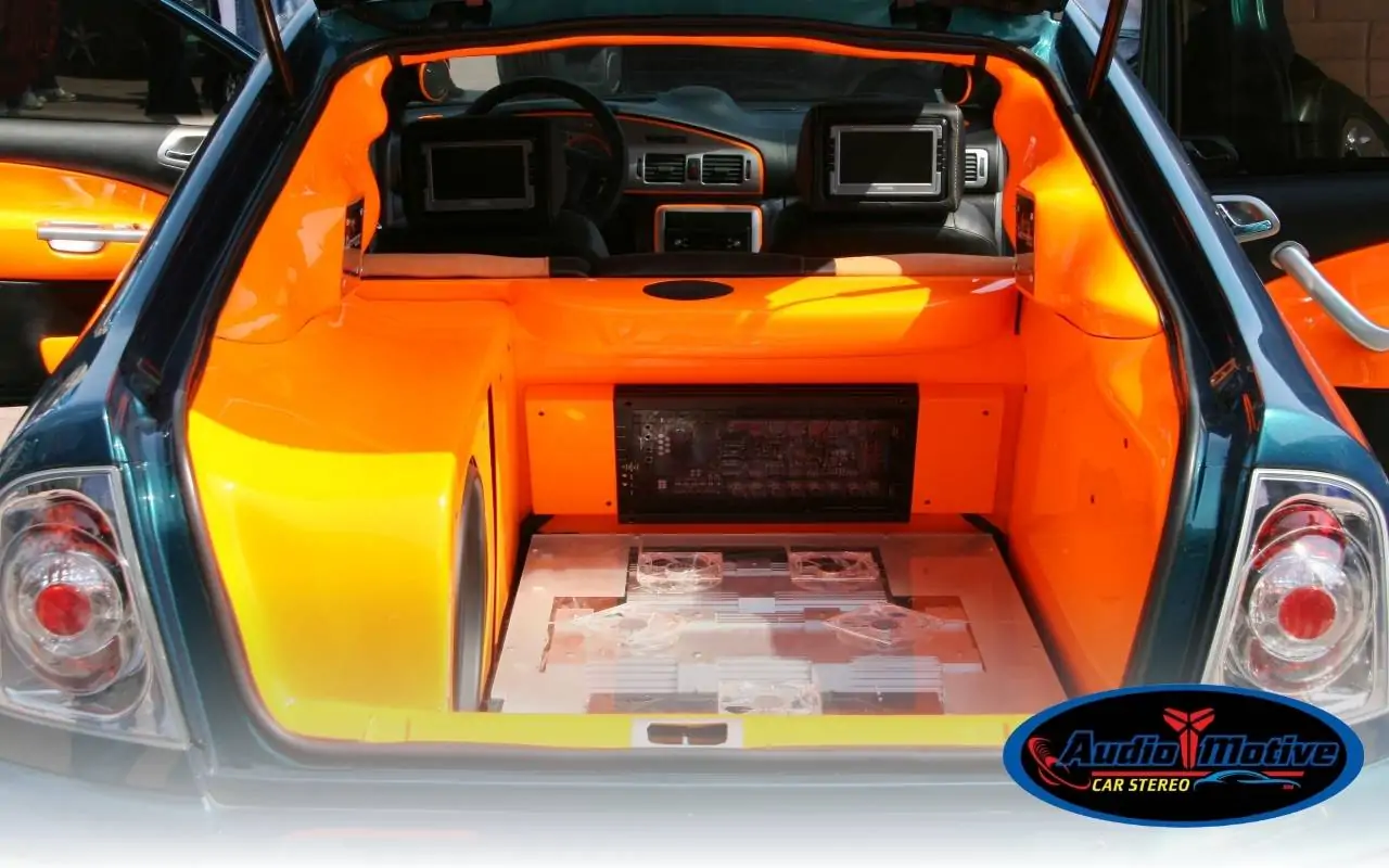 Amplifier and DSP working together in a custom car audio install